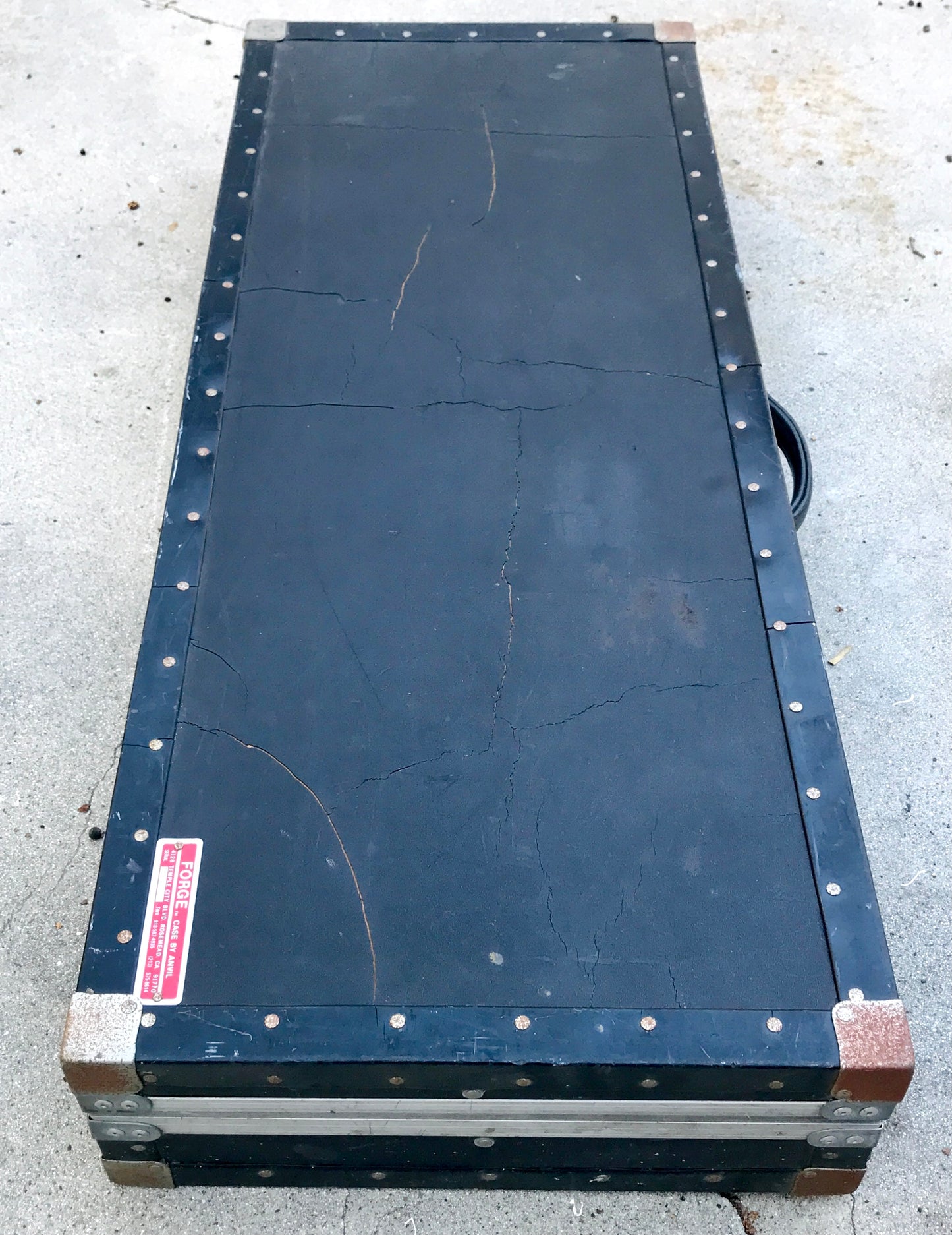 Anvil Forge road case, needs new foam, for Roland Juno-106 or other