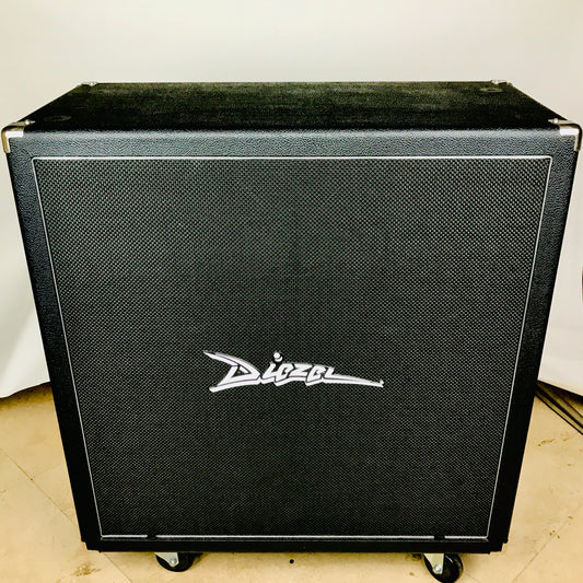 Diezel 4 X 12 Front Loaded Cabinet 4 Celestion G12K-100 with casters, Mint Condition!
