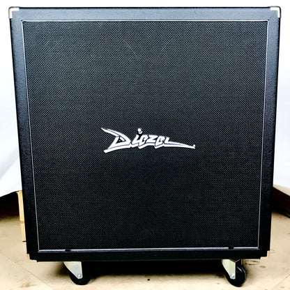 Diezel 4 X 12 Front Loaded Cabinet 4 Celestion G12K-100 with casters, Mint Condition!